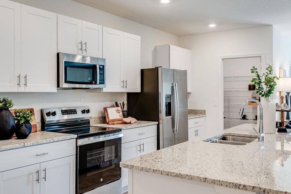 13643 TROPICAL BREEZE WAY, HUDSON, FL, 34669 photo 5