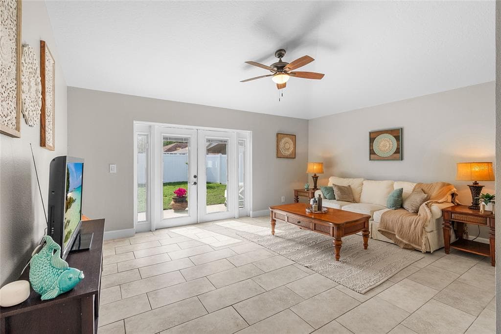 214 SACRAMENTO STREET, VALRICO, FL, 33594 photo 4