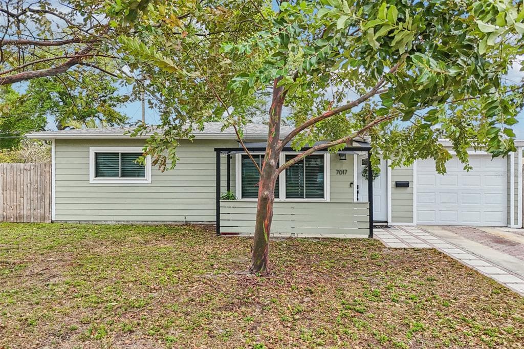 7017 MEADOWLAWN DRIVE, ST PETERSBURG, FL, 33712