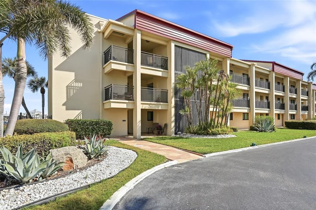868 BAYWAY BOULEVARD, Unit# 101, CLEARWATER BEACH, FL, 33767 photo 3