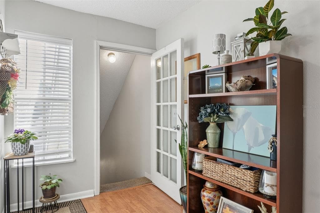 12231 ARMENIA GABLES CIRCLE, TAMPA, FL, 33612 photo 4