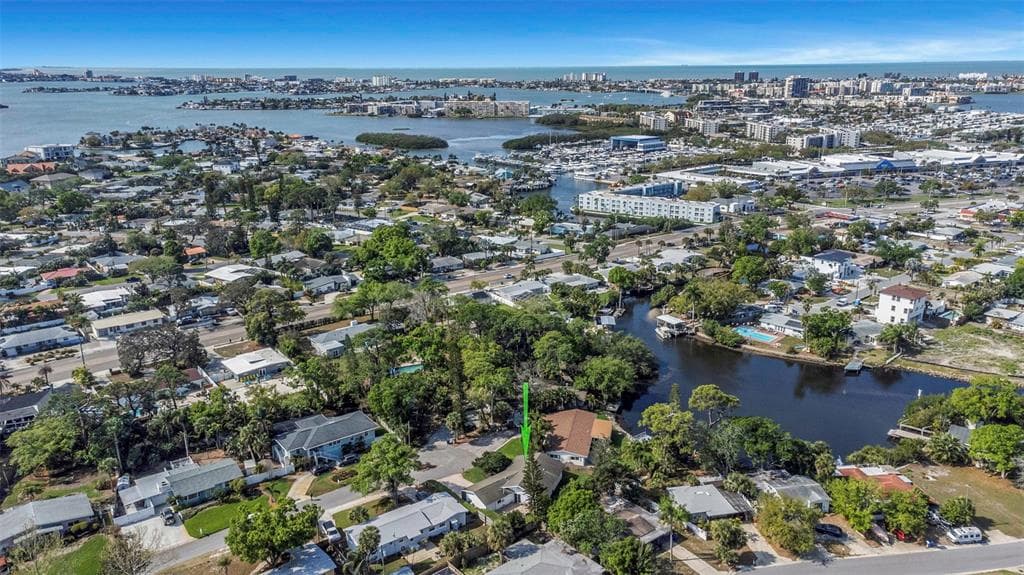 6613 FLAMINGO WAY, ST PETERSBURG, FL, 33707 photo 3