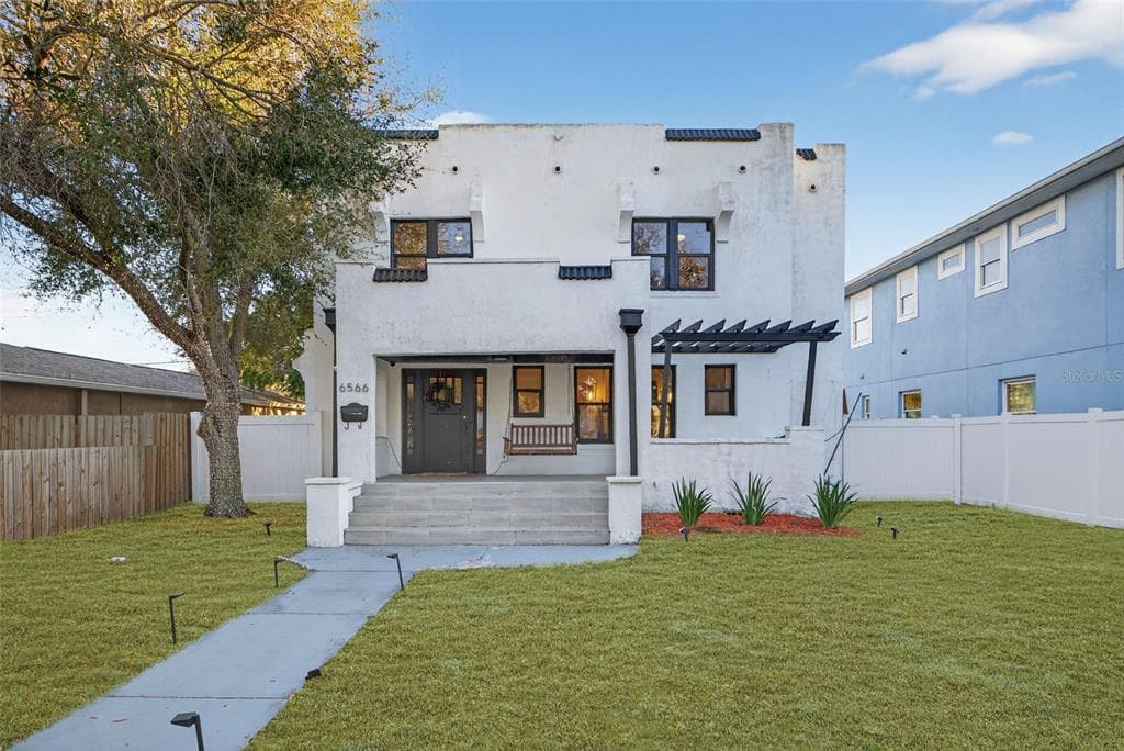 6566 1ST AVENUE, ST PETERSBURG, FL, 33707 photo 3