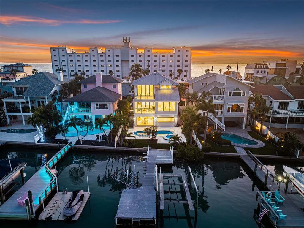 8505 BLIND PASS DRIVE, TREASURE ISLAND, FL, 33706 photo 2