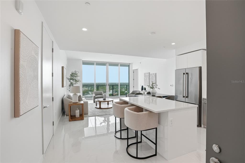 400 CENTRAL AVENUE, Unit# 2008, ST PETERSBURG, FL, 33701 photo 3