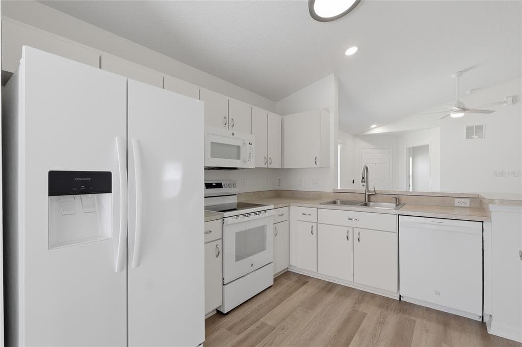 4548 WHITE BAY CIRCLE, WESLEY CHAPEL, FL, 33545 photo 5