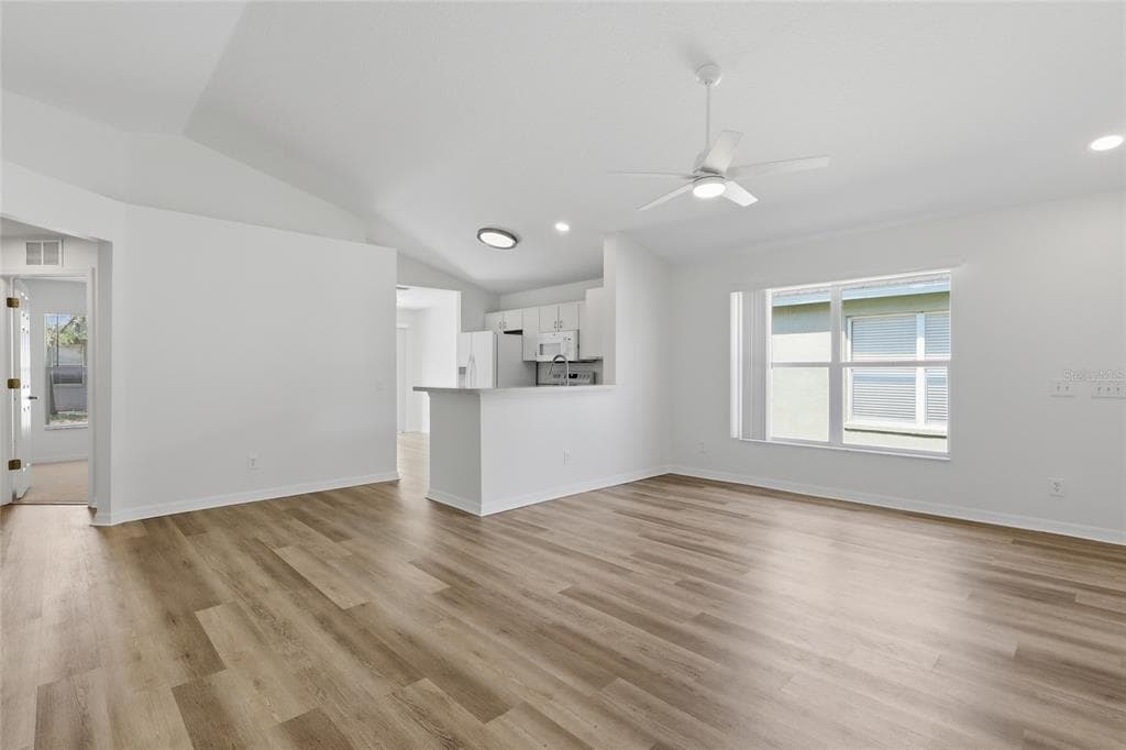 4548 WHITE BAY CIRCLE, WESLEY CHAPEL, FL, 33545 photo 4