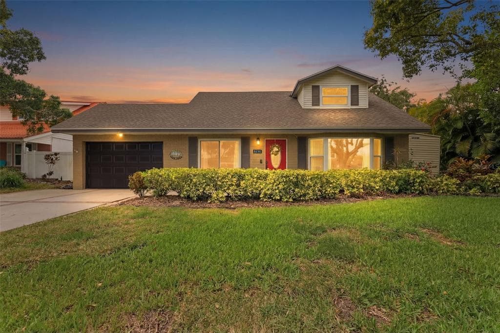 8230 128TH STREET, SEMINOLE, FL, 33776