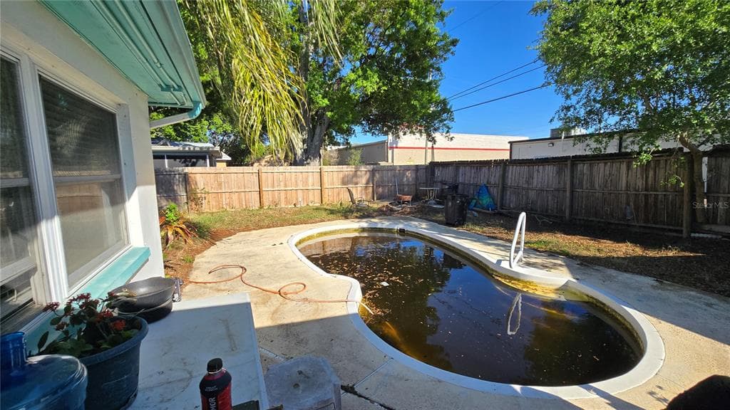 2221 EUCLID CIRCLE, CLEARWATER, FL, 33764 photo 4