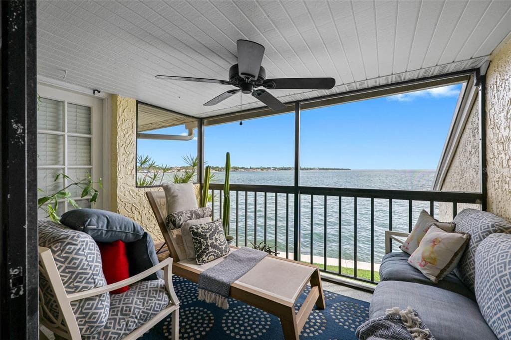 7300 SUNSHINE SKYWAY LANE, Unit# 210, ST PETERSBURG, FL, 33711 photo 3