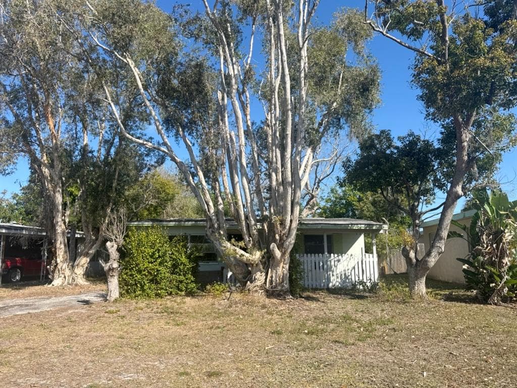 755 75TH AVENUE, ST PETERSBURG, FL, 33702