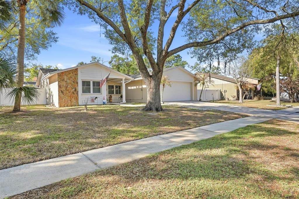 605 OAKMOSS DRIVE, BRANDON, FL, 33511 photo 2