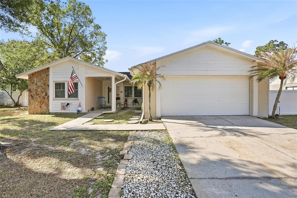 605 OAKMOSS DRIVE, BRANDON, FL, 33511
