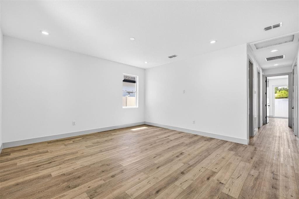 1145 29TH STREET, ST PETERSBURG, FL, 33712 photo 5