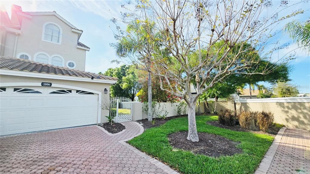 1806 LAGO VISTA BOULEVARD, PALM HARBOR, FL, 34685