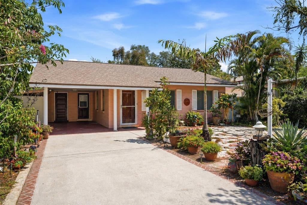 6127 4th Avenue S, St Petersburg, FL, 33707