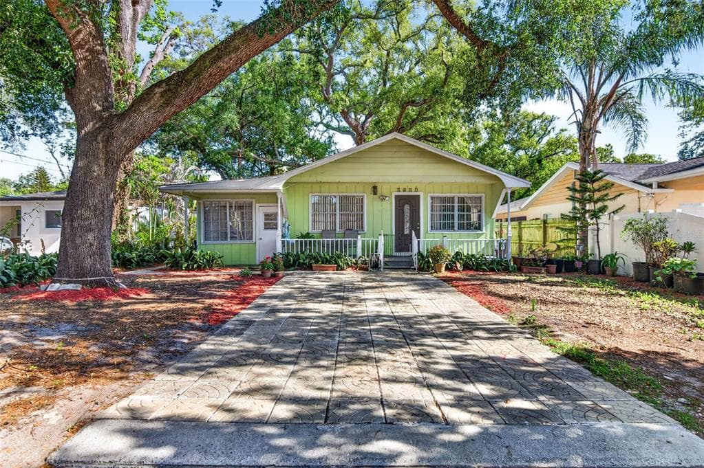 1417 W Yukon Street, Tampa, FL, 33604