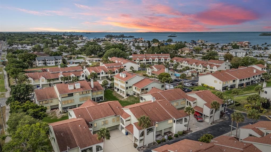 637 Drake Lane N, Dunedin, FL, 34698