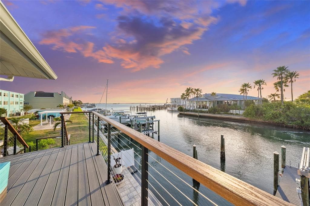 439 Causeway Boulevard, Dunedin, FL, 34698