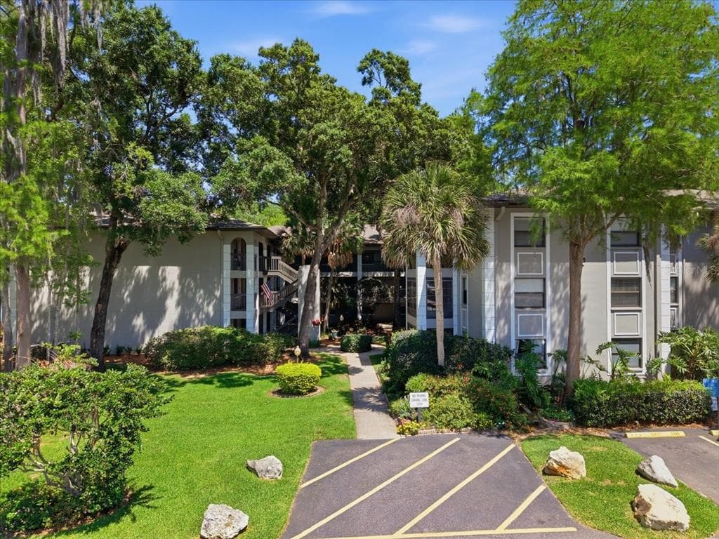 3399 Mermoor Drive, Unit 101, Palm Harbor, FL, 34685