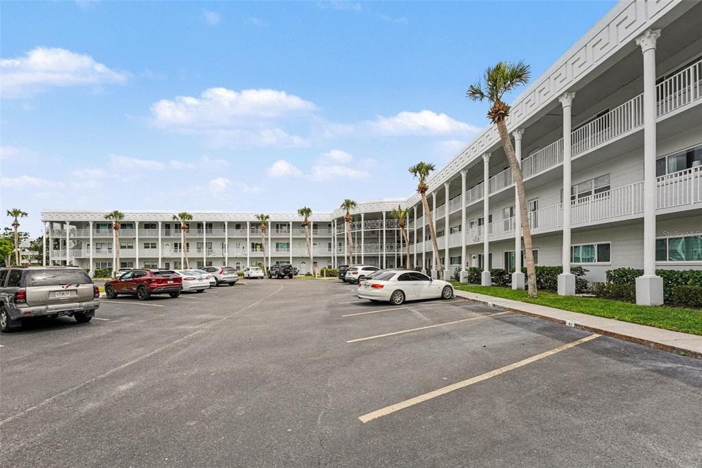 2449 Columbia Drive, Unit 29, Clearwater, FL, 33763