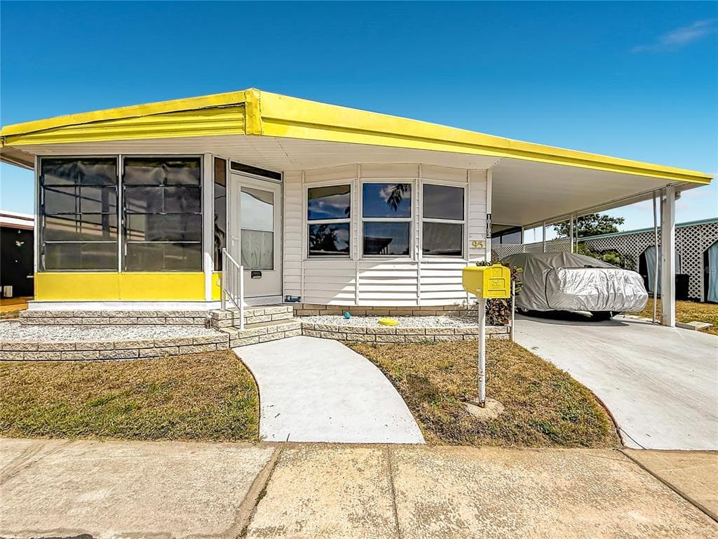 10193 N Lake Drive, Unit 95, Largo, FL, 33773