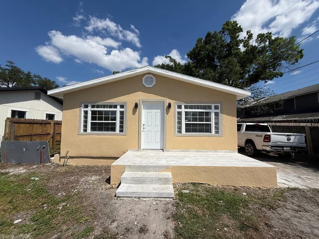 7211 N Himes Avenue, Tampa, FL, 33614