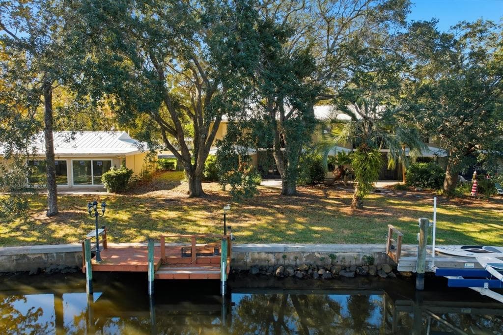 11328 W Bayshore Drive, Crystal River, FL, 34429