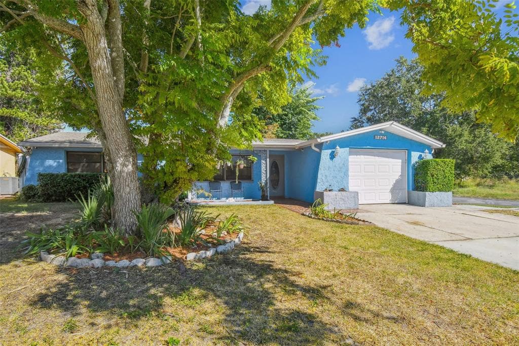 12714 MULBERRY Lane, HUDSON, FL 34667 photo 4