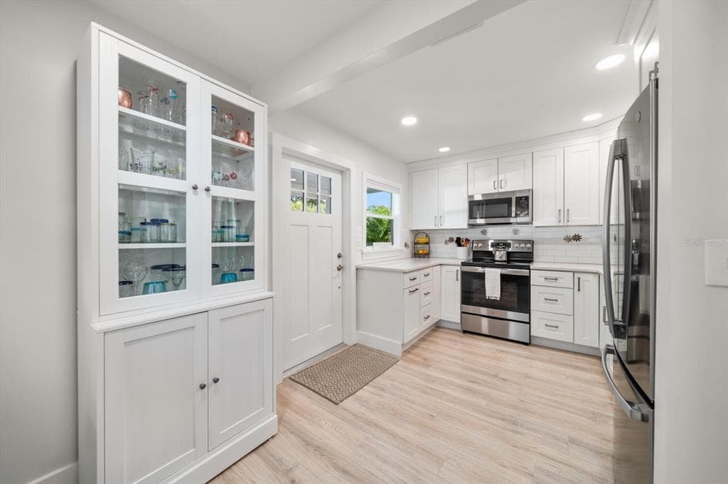 409 MD AVENUE, CRYSTAL BEACH, FL 34681 photo 5