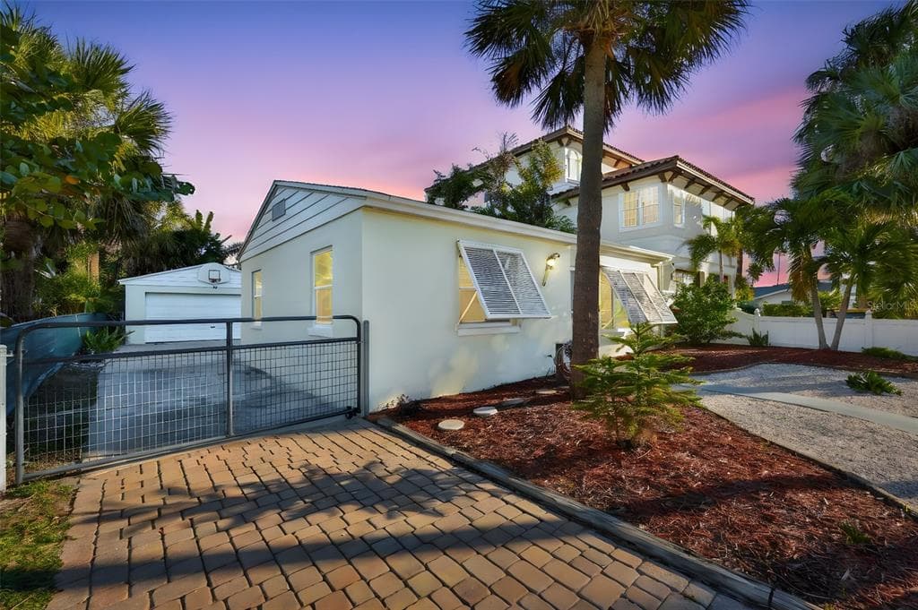 46 KIPLING PLAZA, CLEARWATER BEACH, FL 33767 photo 5