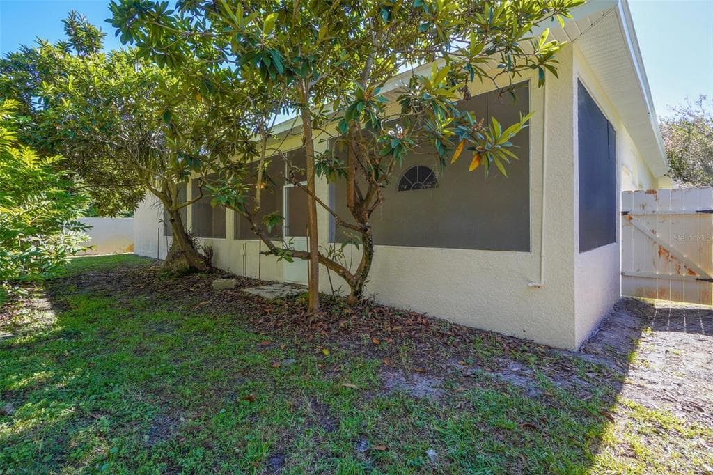 13750 DOWLING Lane, ODESSA, FL 33556 photo 3