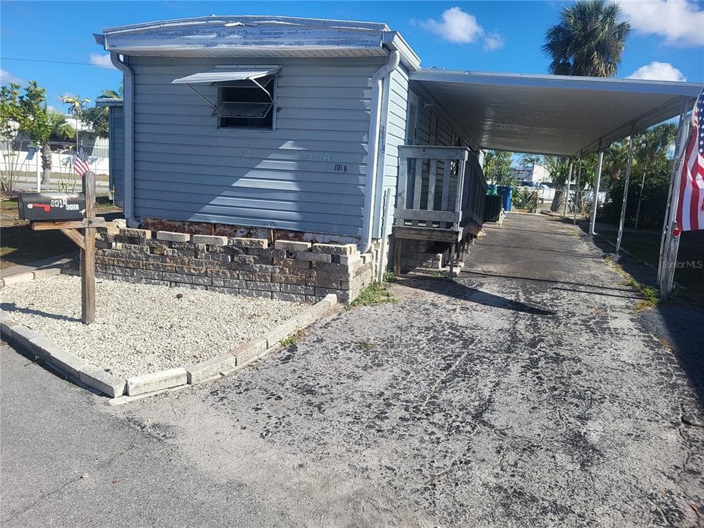 6580 SEMINOLE Boulevard Unit 301A, SEMINOLE, FL 33772