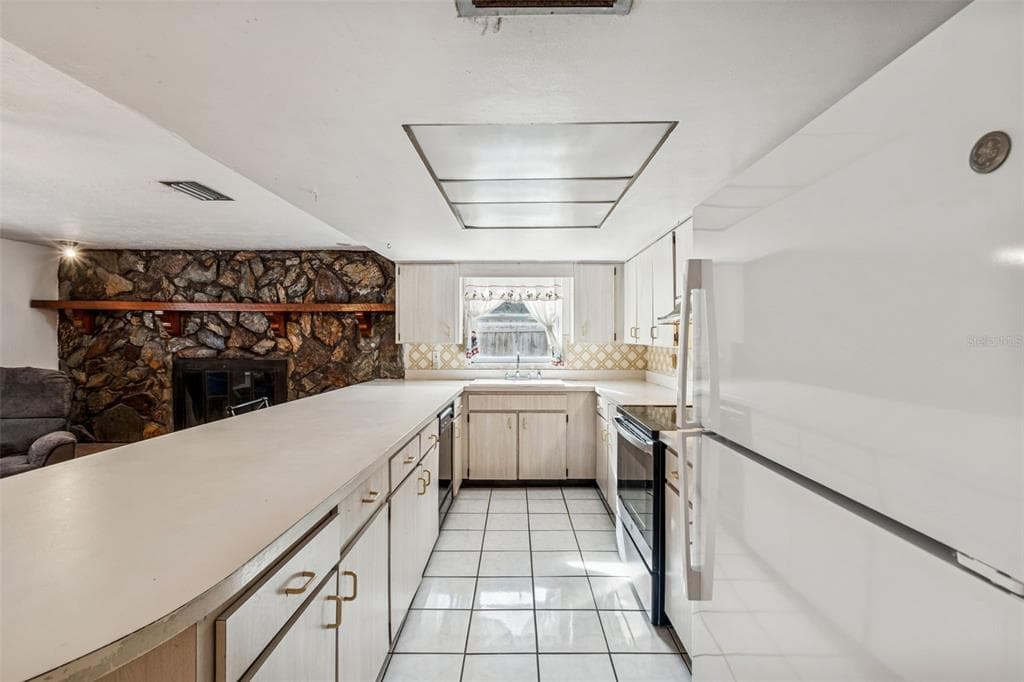 14324 THOMPSON AVENUE, HUDSON, FL 34669 photo 3