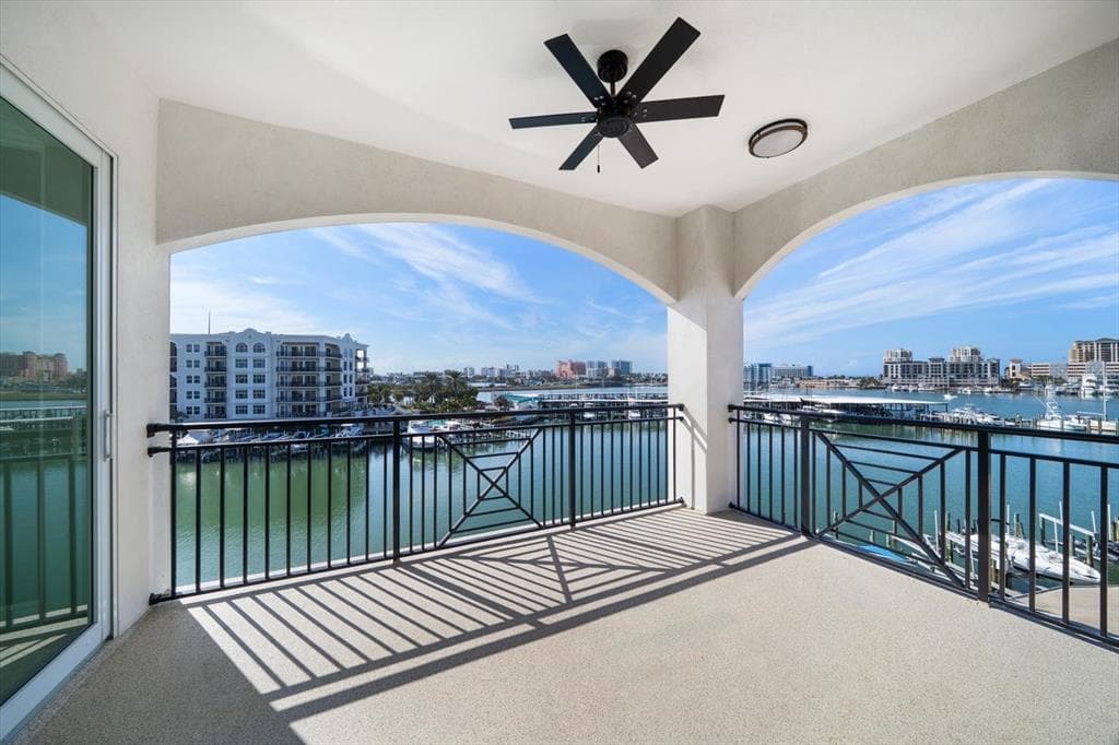 211 DOLPHIN POINT, Unit# 403, CLEARWATER BEACH, FL, 33767 photo 3