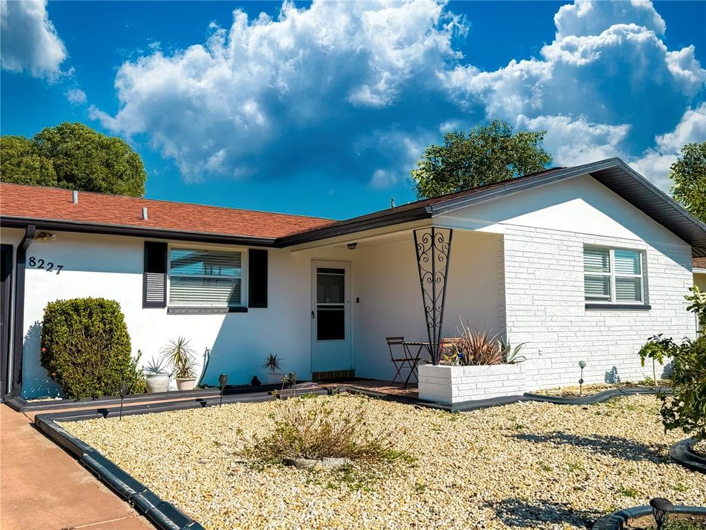 8227 WINTHROP DRIVE, PORT RICHEY, FL 34668