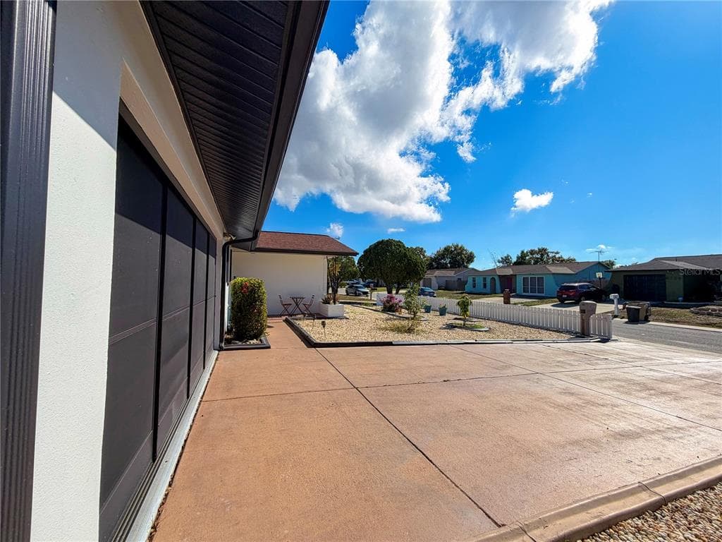 8227 WINTHROP DRIVE, PORT RICHEY, FL 34668 photo 4