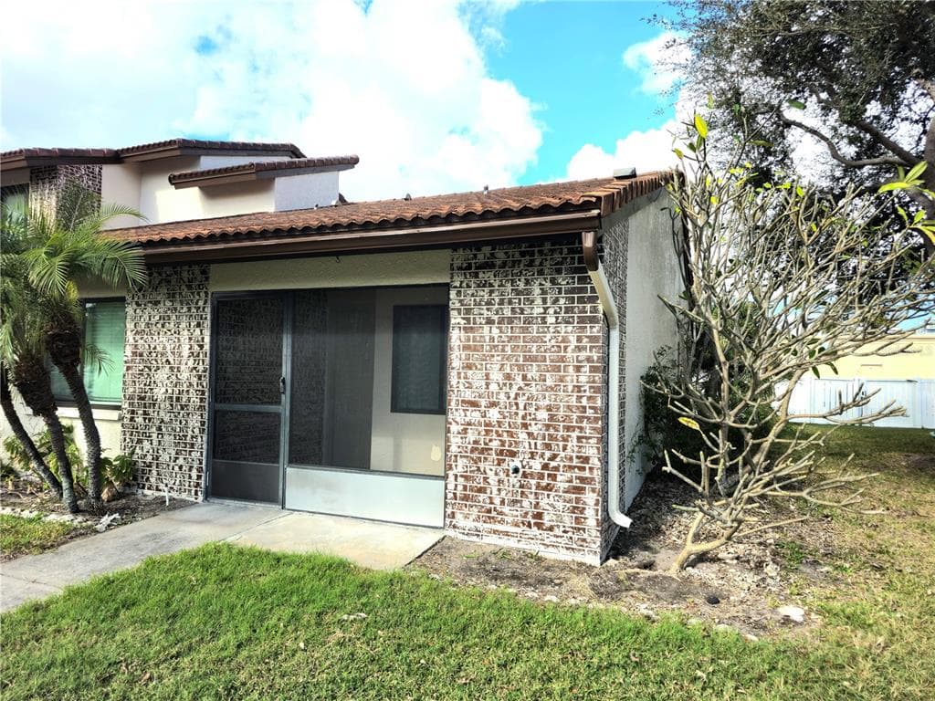 7360 ULMERTON ROAD Unit 20F, LARGO, FL 33771 photo 2