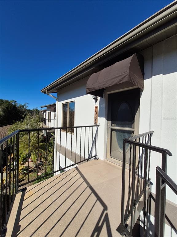 7032 RIVER RUN BOULEVARD, WEEKI WACHEE, FL 34607 photo 2