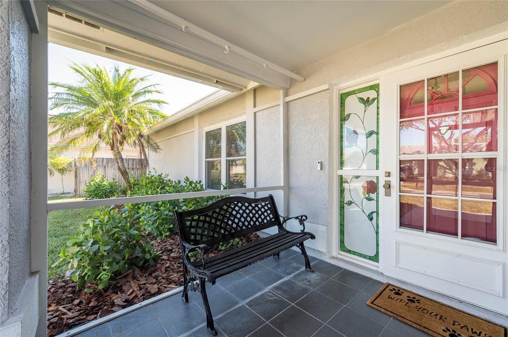 8194 124TH TERRACE, LARGO, FL 33773 photo 5