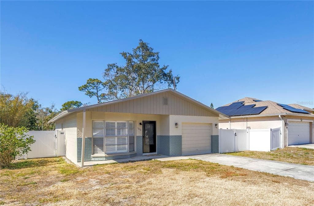 1630 TROTTER ROAD, LARGO, FL 33774 photo 2