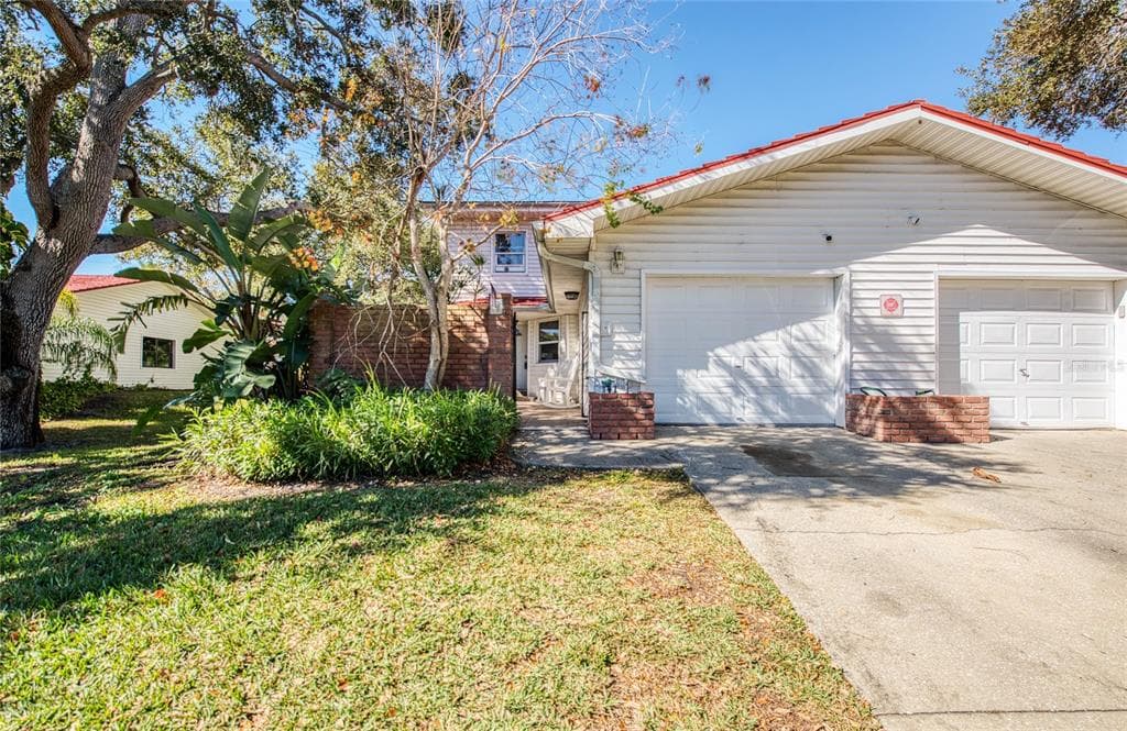 1423 WATER VIEW Drive, LARGO, FL 33771