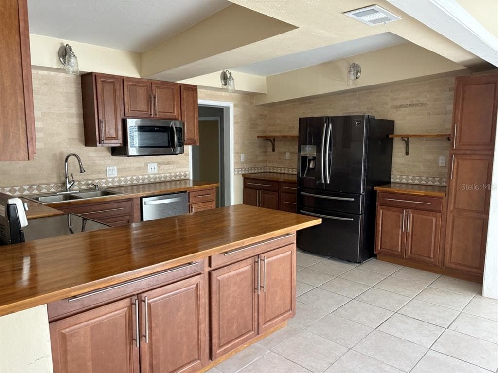 1325 SANDY LANE, CLEARWATER, FL 33755 photo 4