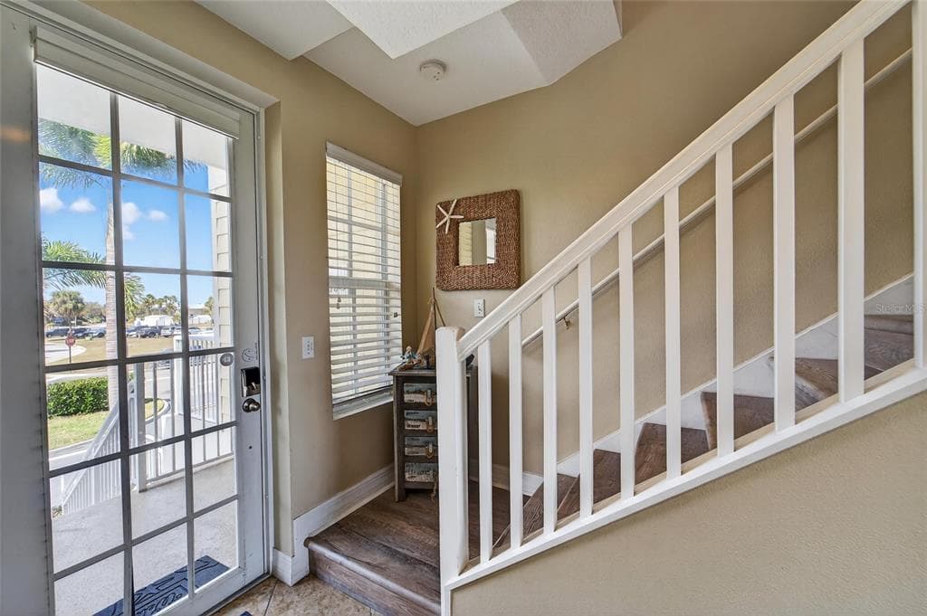 577 BAHIA BEACH BOULEVARD, RUSKIN, FL 33570 photo 5