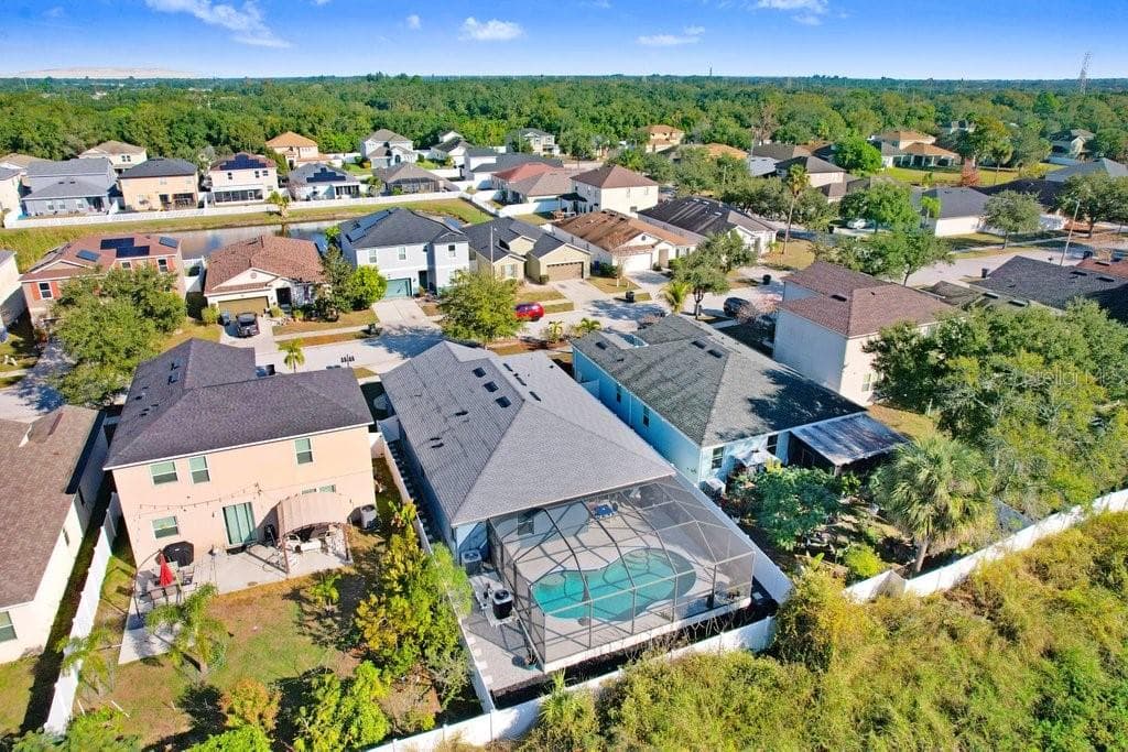 7629 TANGLE RUSH Drive, GIBSONTON, FL 33534 photo 2