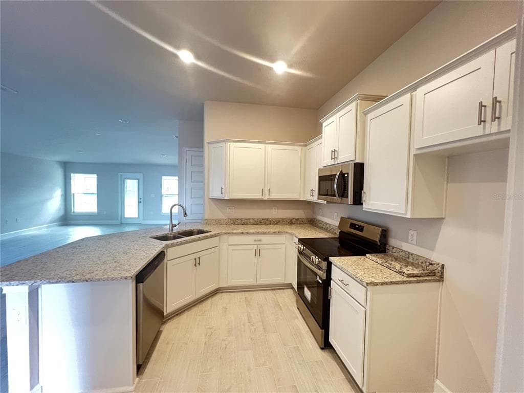 13362 OGDEN GLADE Road, DADE CITY, FL 33525 photo 5