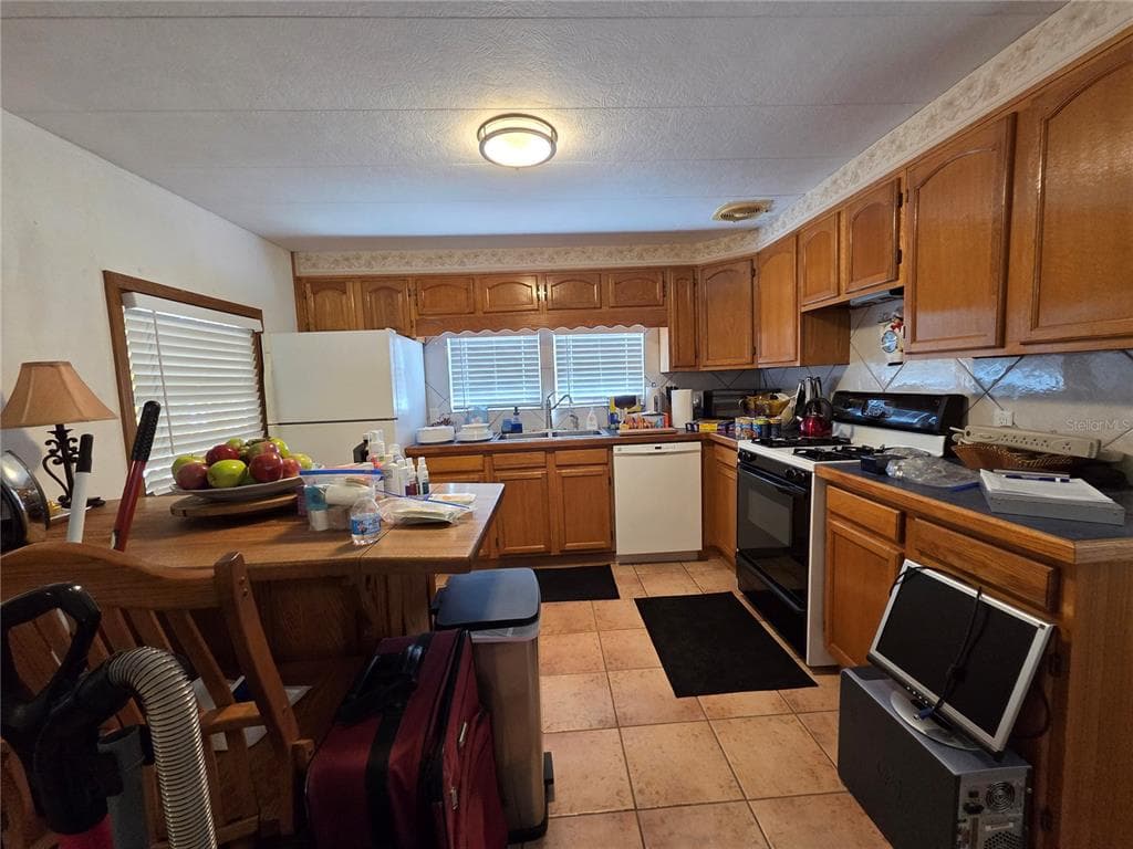 18675 HIGHWAY 19, CLEARWATER, FL 33764 photo 4