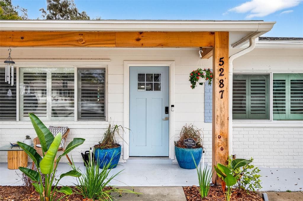 5287 99TH WAY, SEMINOLE, FL 33708 photo 2