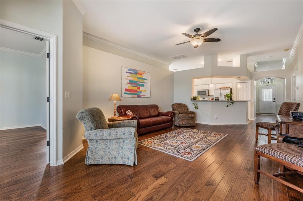 10604 LITTLE BEND LANE, RIVERVIEW, FL 33569 photo 4