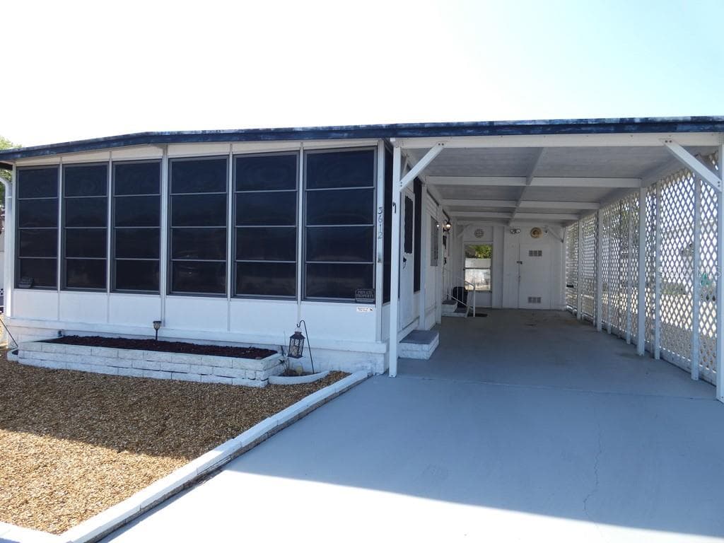 3612 TIKI Drive, HOLIDAY, FL 34691 photo 3